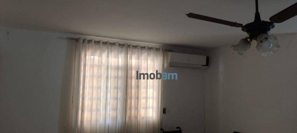 Casa à venda com 4 quartos, 150m² - Foto 11