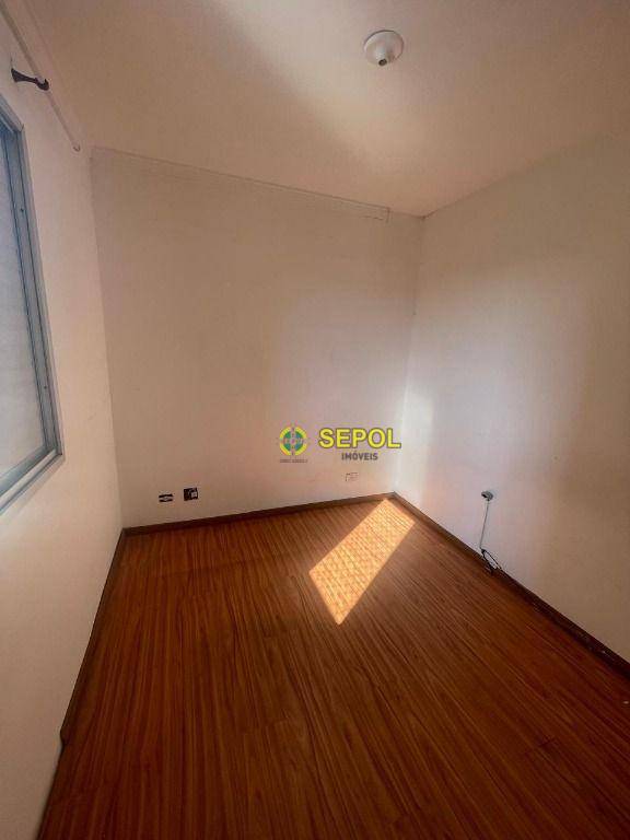 Apartamento para alugar com 2 quartos, 50m² - Foto 4