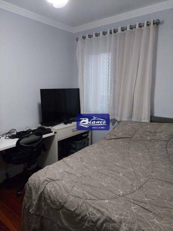 Apartamento à venda com 3 quartos, 93m² - Foto 26