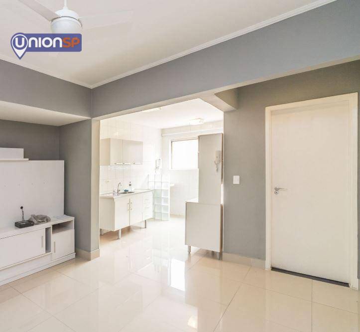 Apartamento à venda com 2 quartos, 45m² - Foto 3