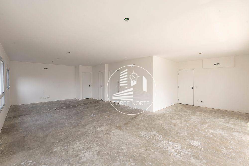 Apartamento à venda com 3 quartos, 217m² - Foto 16