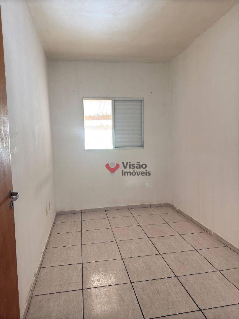 Casa à venda com 2 quartos, 46m² - Foto 8