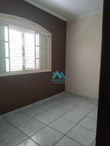 Casa à venda com 3 quartos, 150m² - Foto 12