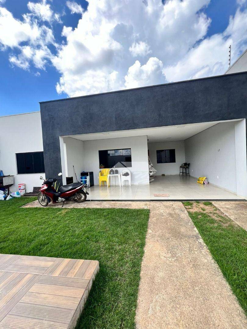 Casa à venda com 2 quartos, 1m² - Foto 2