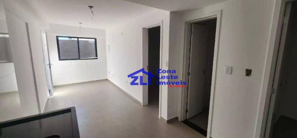Apartamento para alugar com 2 quartos, 32m² - Foto 12