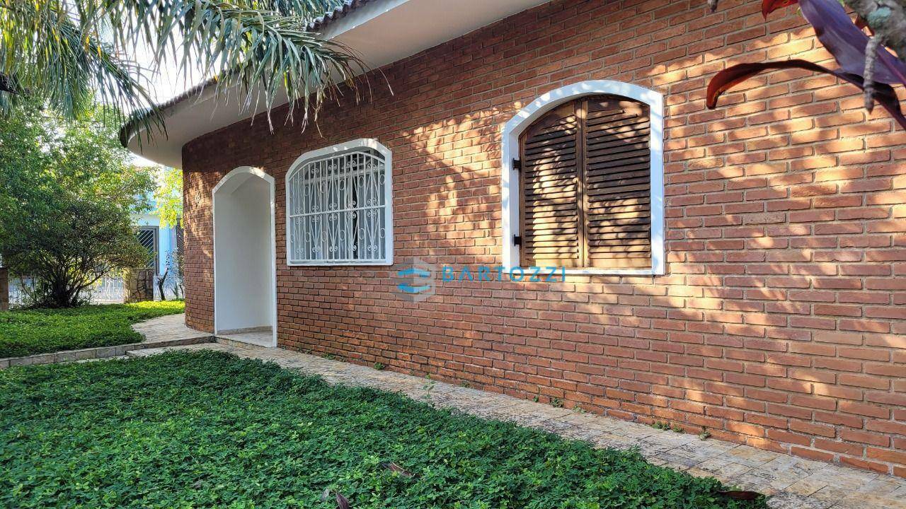 Casa à venda com 4 quartos, 244m² - Foto 12