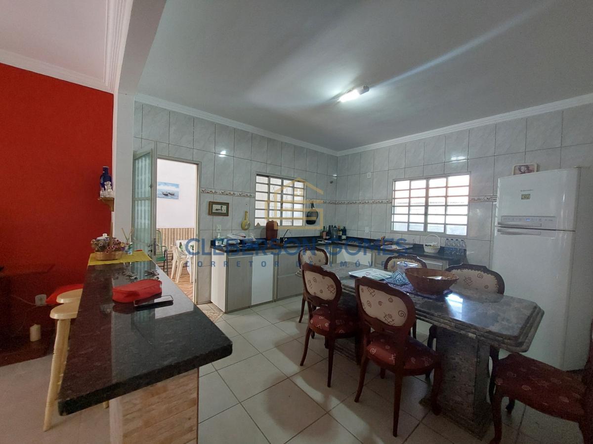 Casa à venda com 4 quartos, 360m² - Foto 14