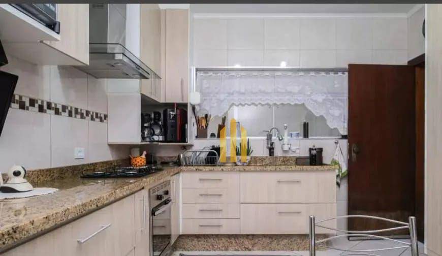 Sobrado à venda com 4 quartos, 300m² - Foto 6