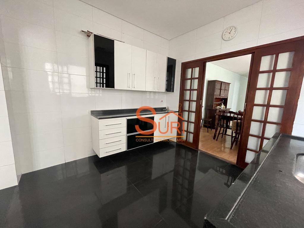 Sobrado à venda com 3 quartos, 249m² - Foto 9