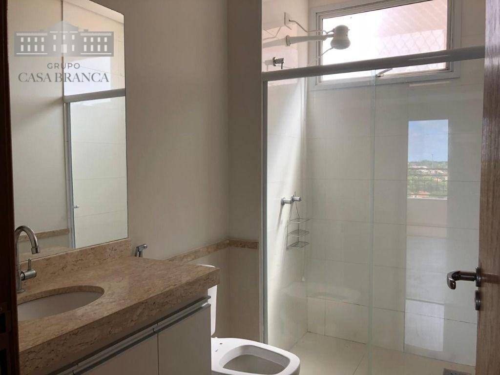 Apartamento para alugar com 3 quartos, 105m² - Foto 13