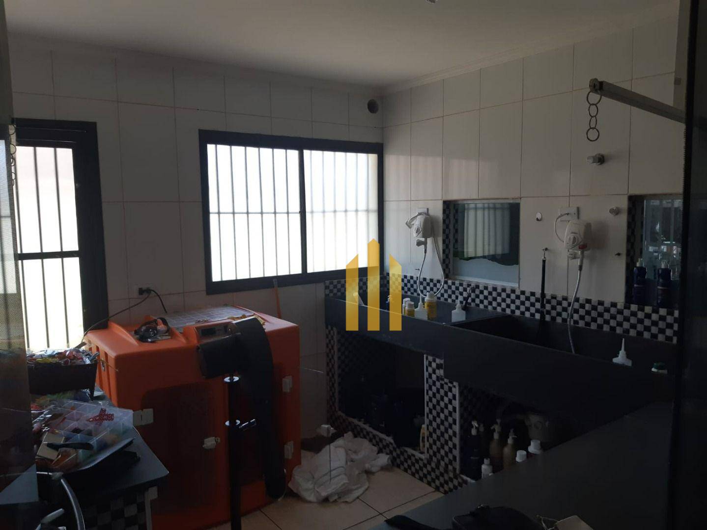 Casa à venda com 2 quartos, 100m² - Foto 8