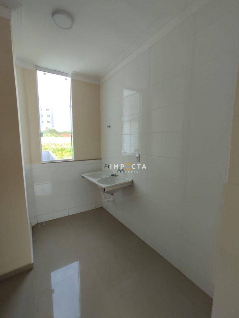 Apartamento à venda com 2 quartos, 75m² - Foto 9