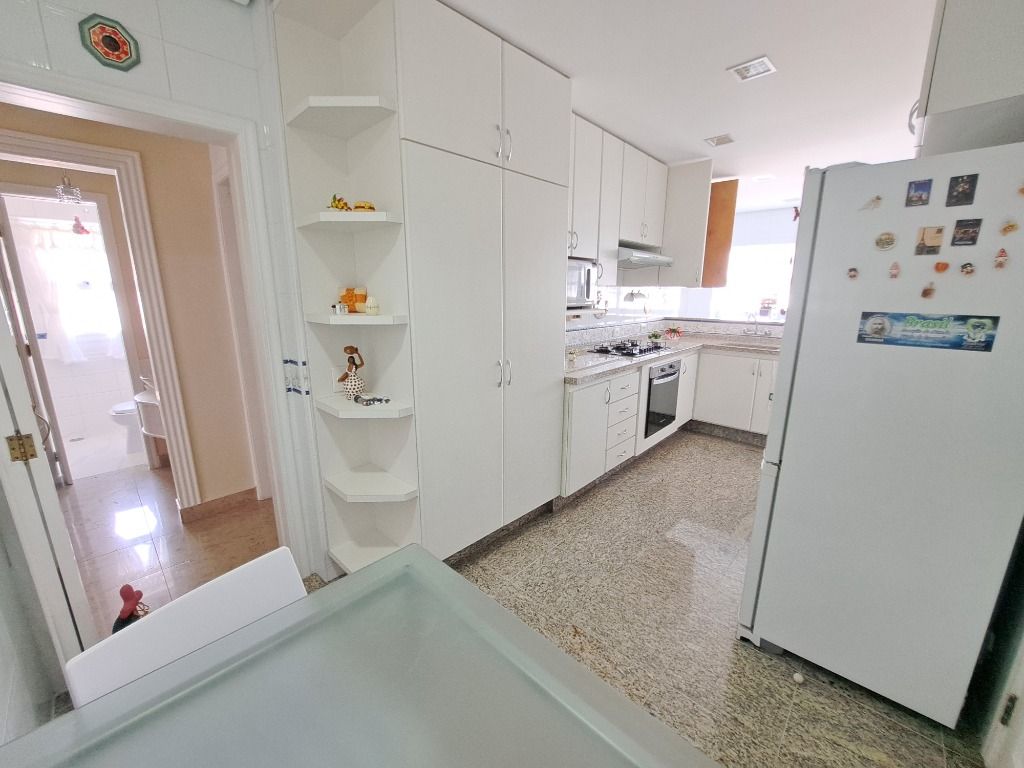 Apartamento à venda com 3 quartos, 120m² - Foto 24