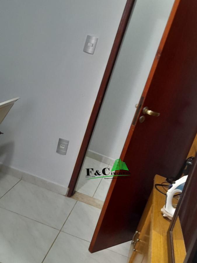 Casa à venda com 3 quartos, 200m² - Foto 17