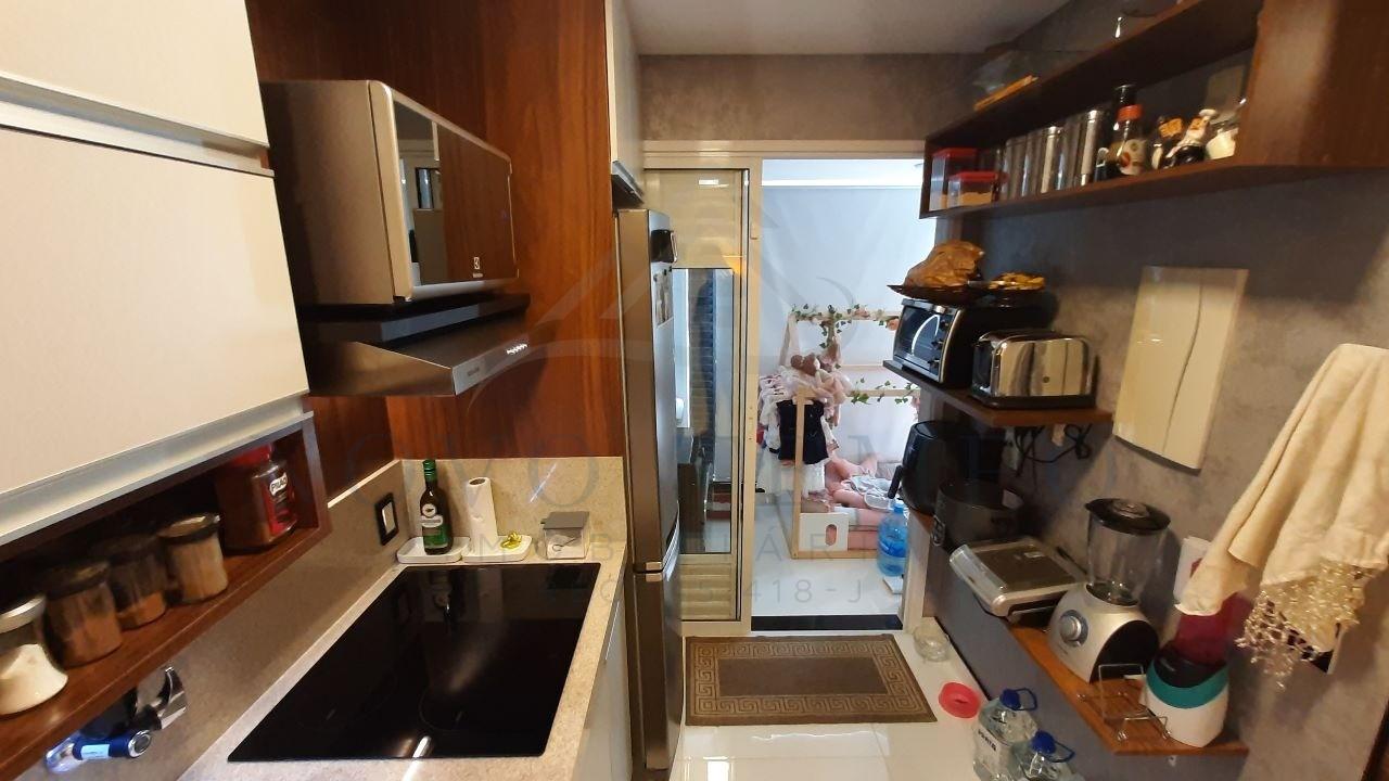 Apartamento à venda com 1 quarto, 50m² - Foto 6
