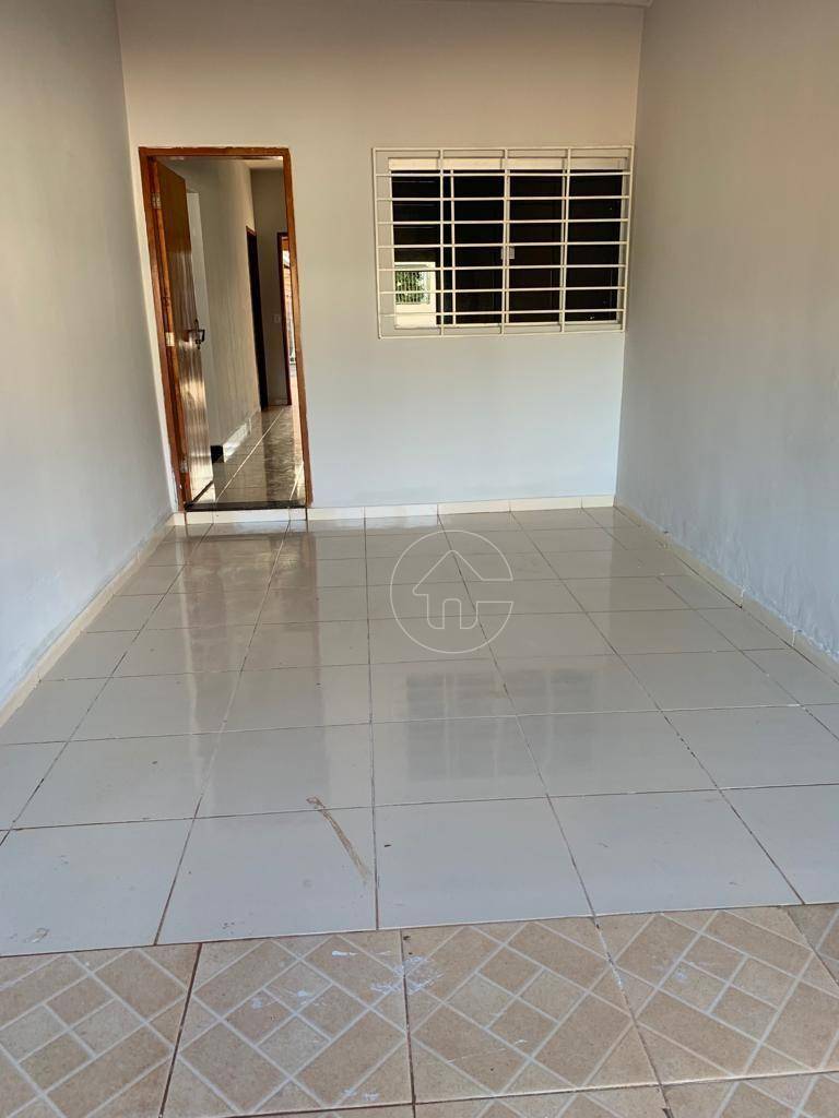 Casa à venda com 2 quartos, 120m² - Foto 1