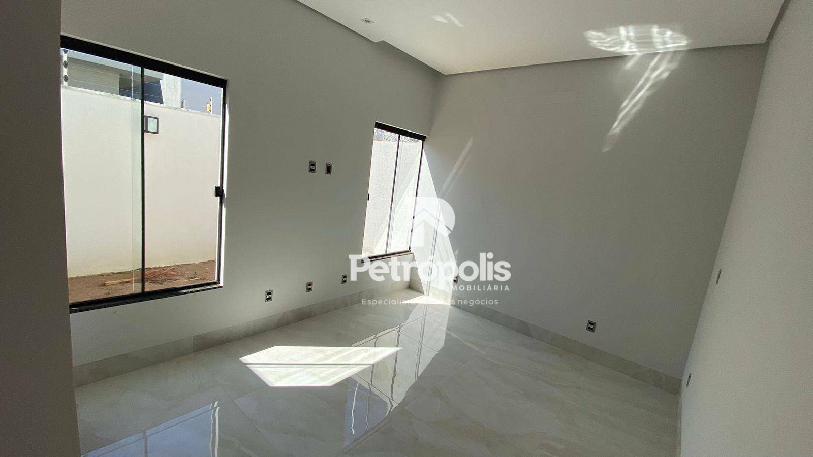 Casa à venda com 3 quartos, 102m² - Foto 13