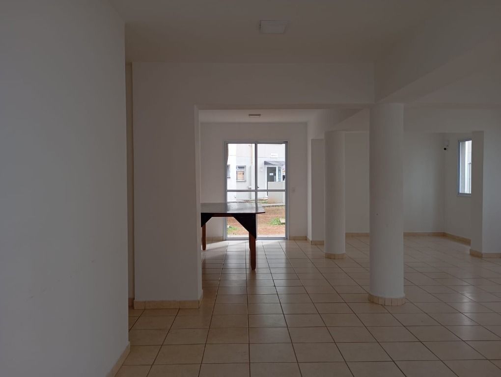 Apartamento à venda com 2 quartos, 42m² - Foto 20