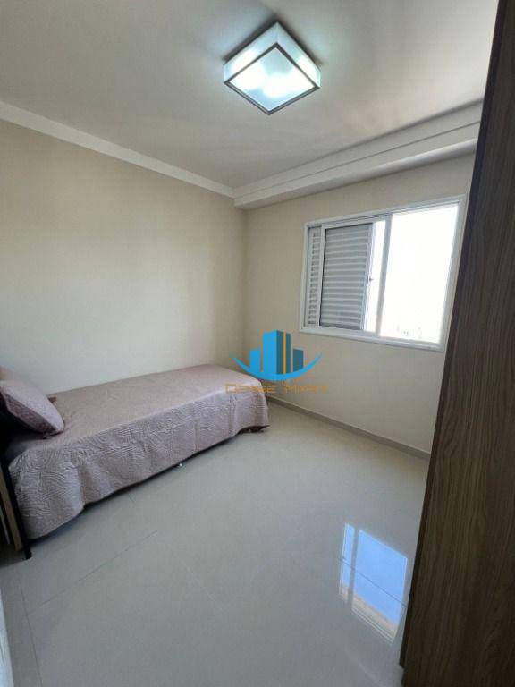 Apartamento à venda com 3 quartos, 131m² - Foto 18