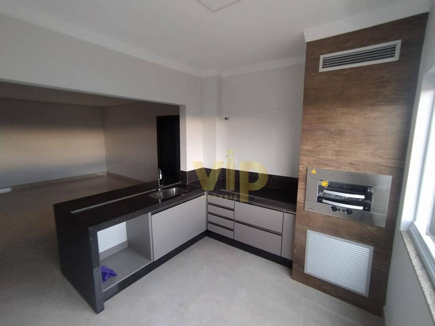 Apartamento à venda com 3 quartos, 120m² - Foto 1