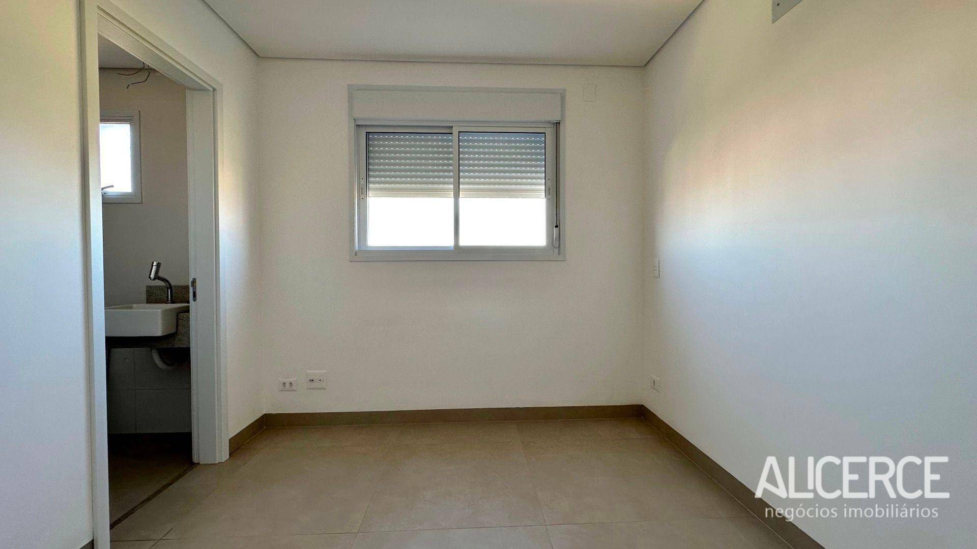 Apartamento à venda com 3 quartos, 150m² - Foto 30