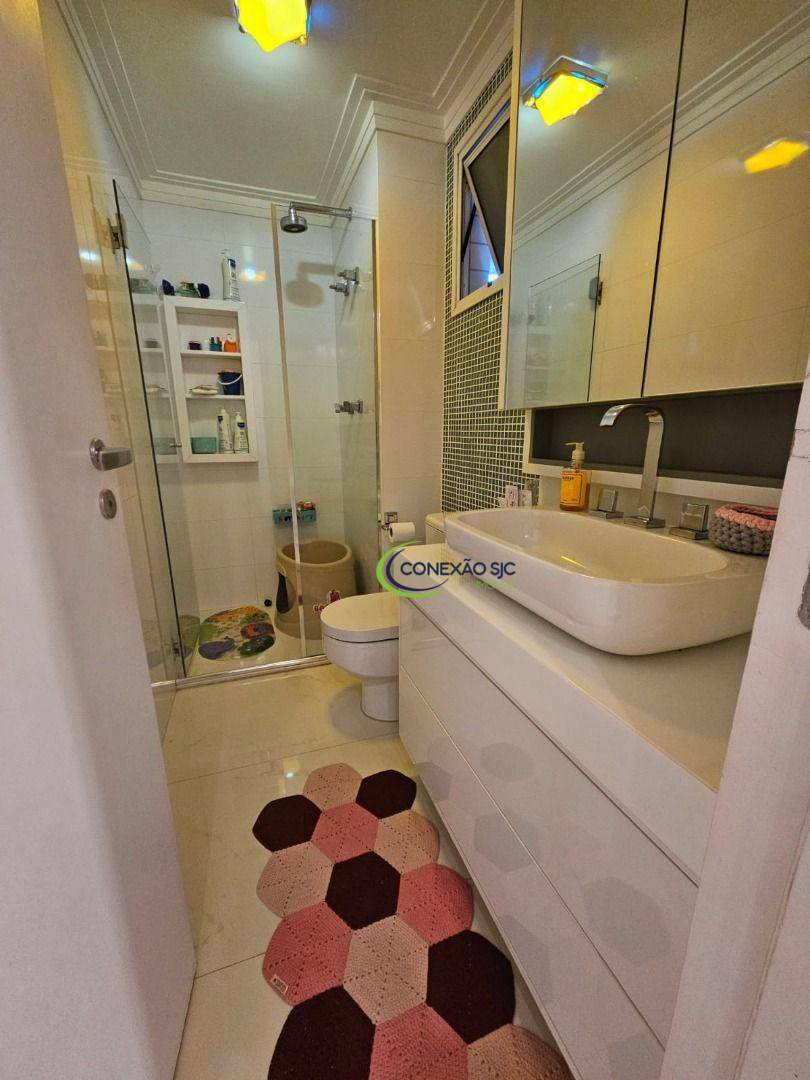Apartamento à venda com 3 quartos, 182m² - Foto 15