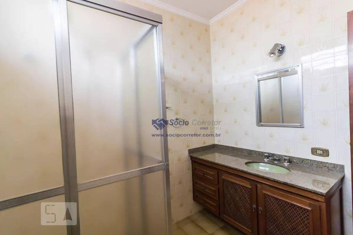 Sobrado à venda com 3 quartos, 210m² - Foto 32