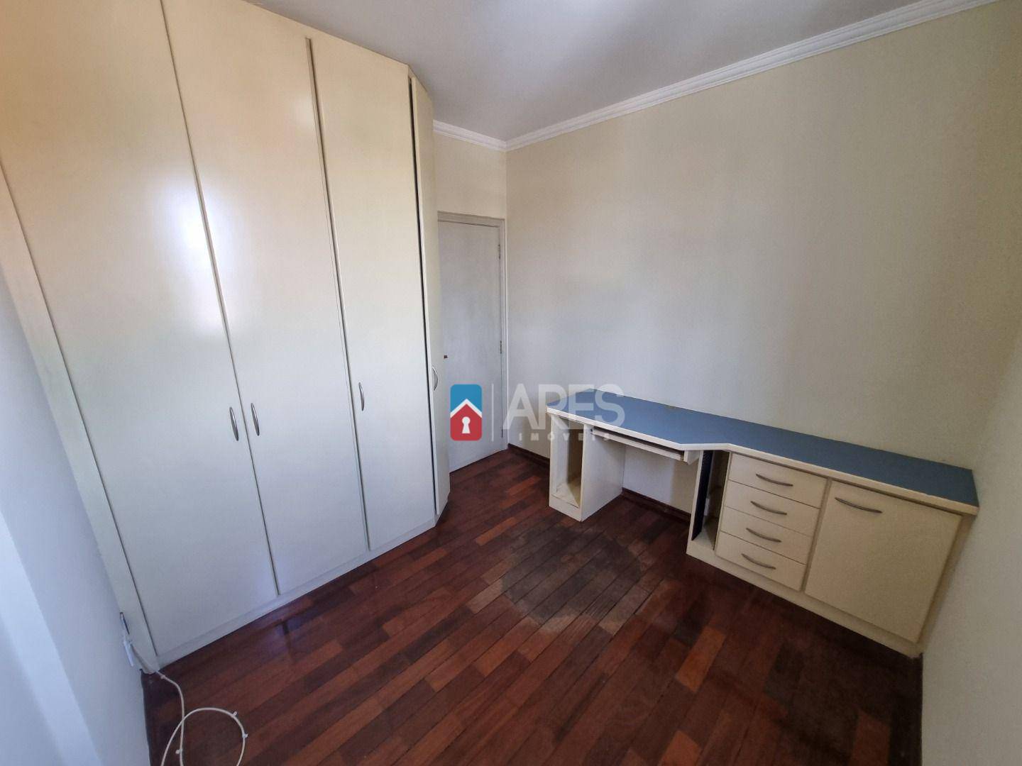 Apartamento para alugar com 3 quartos, 92m² - Foto 10