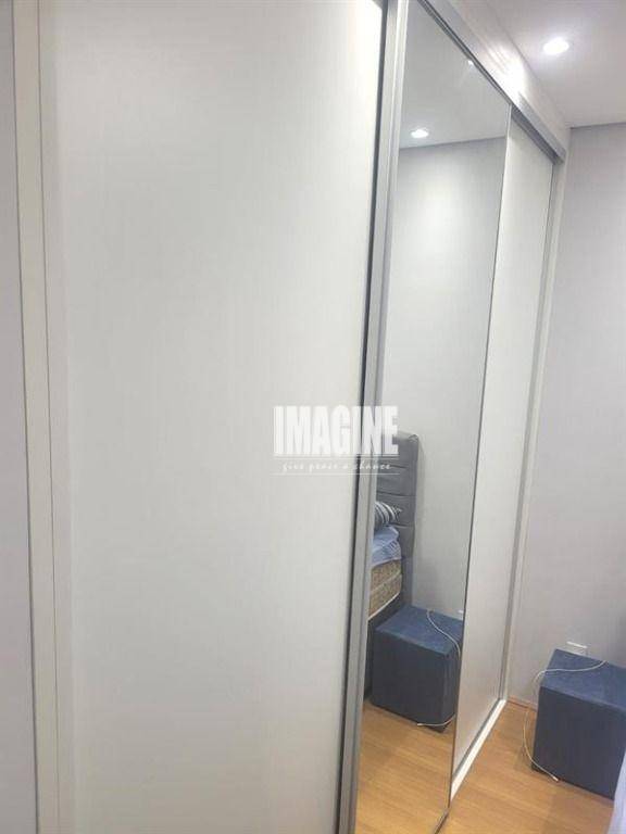 Apartamento à venda com 2 quartos, 42m² - Foto 10