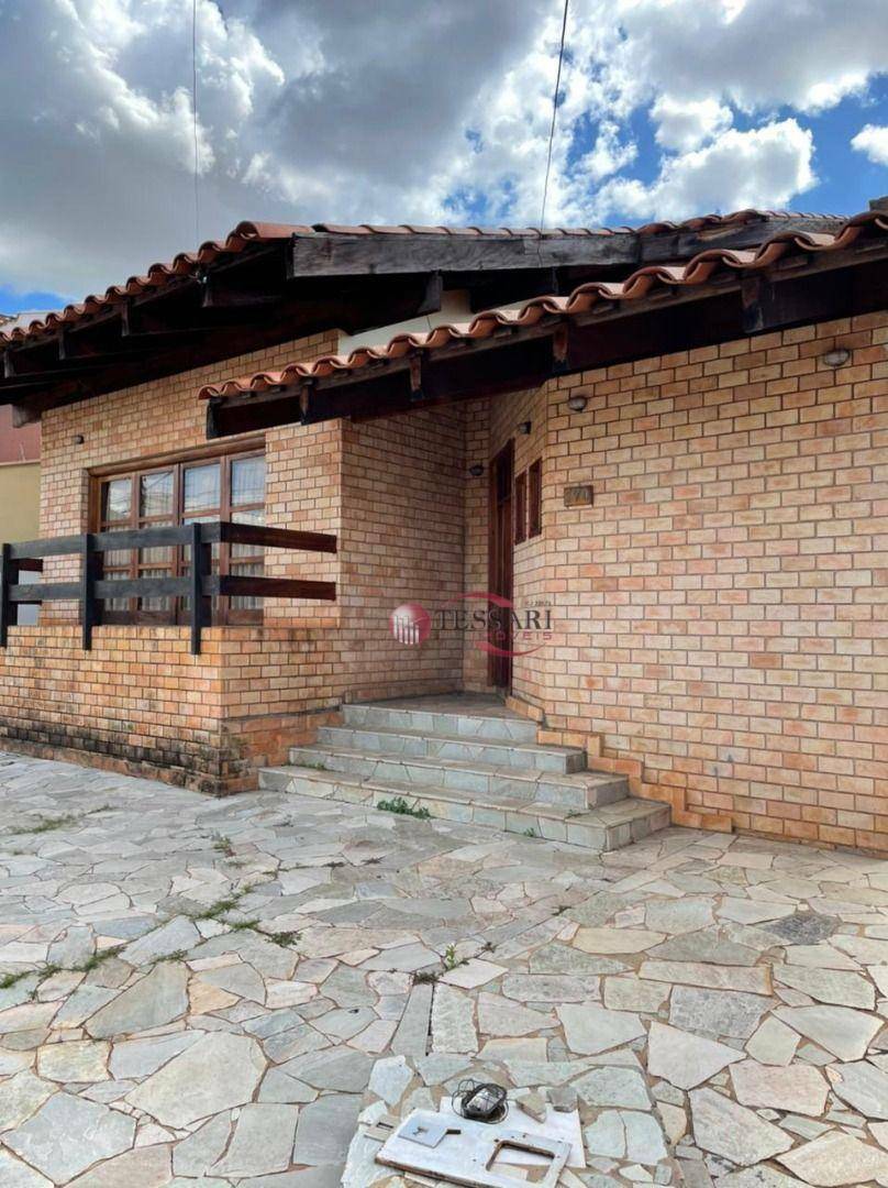 Casa à venda e aluguel com 3 quartos, 460m² - Foto 27