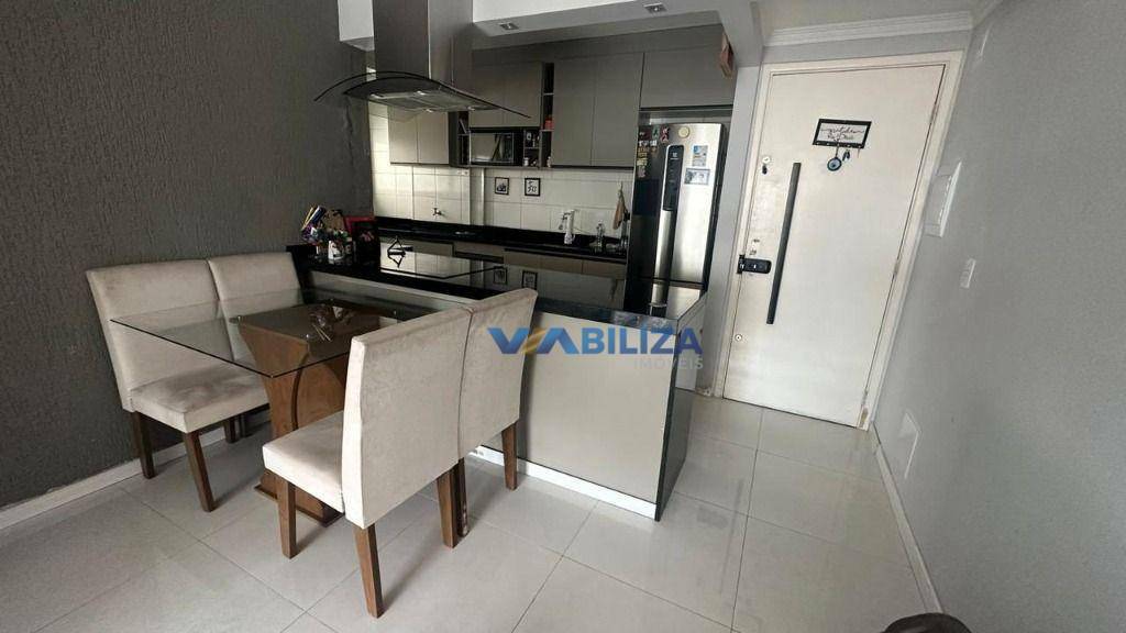 Apartamento à venda com 3 quartos, 77m² - Foto 5