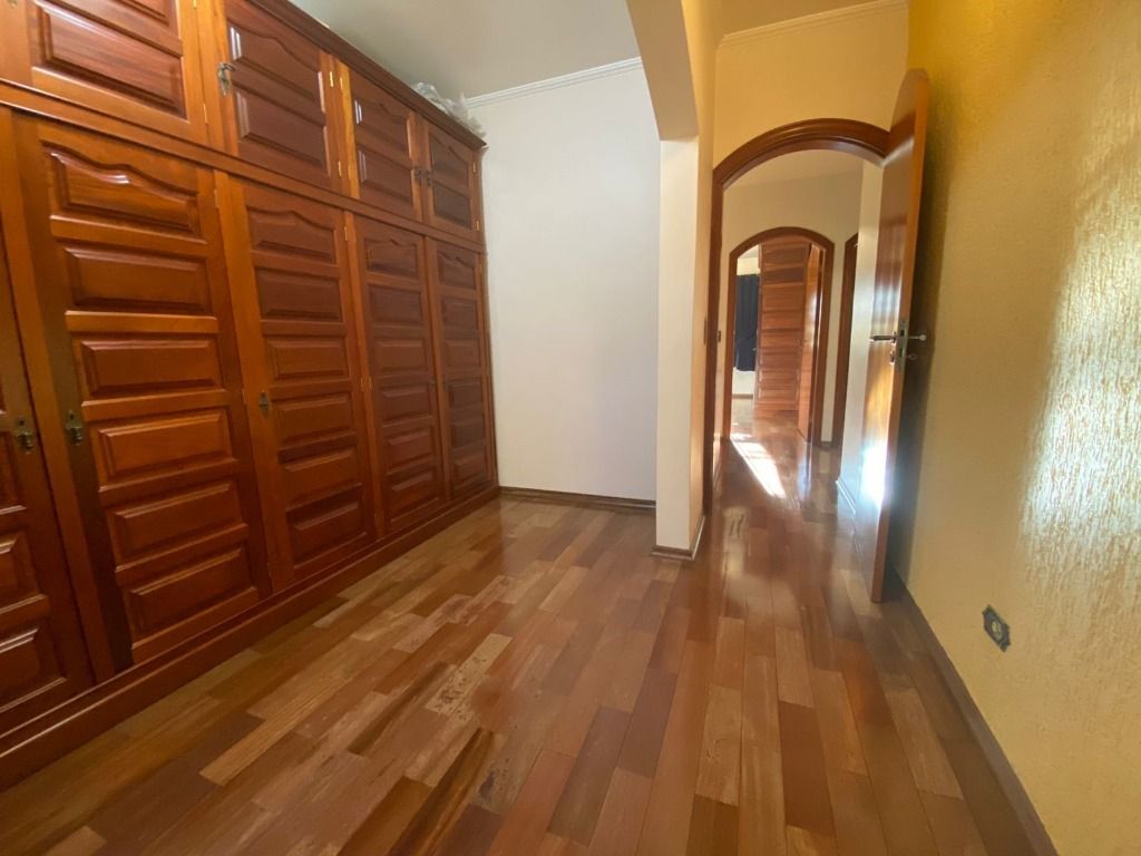 Casa à venda com 4 quartos, 260m² - Foto 38