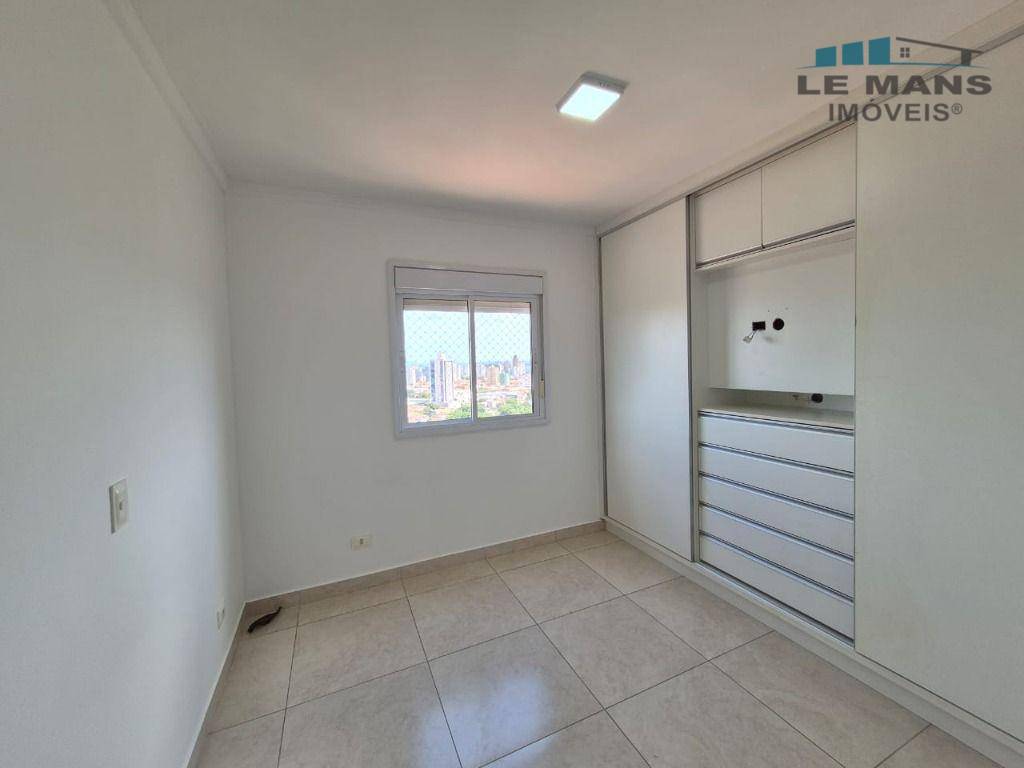 Apartamento para alugar com 2 quartos, 70m² - Foto 9