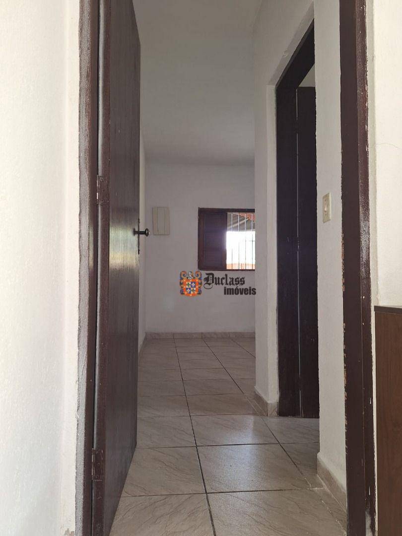 Casa à venda com 2 quartos, 80m² - Foto 9