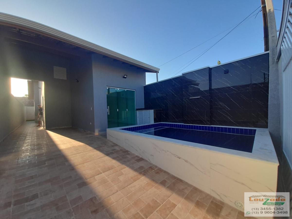 Casa à venda com 2 quartos, 150m² - Foto 1