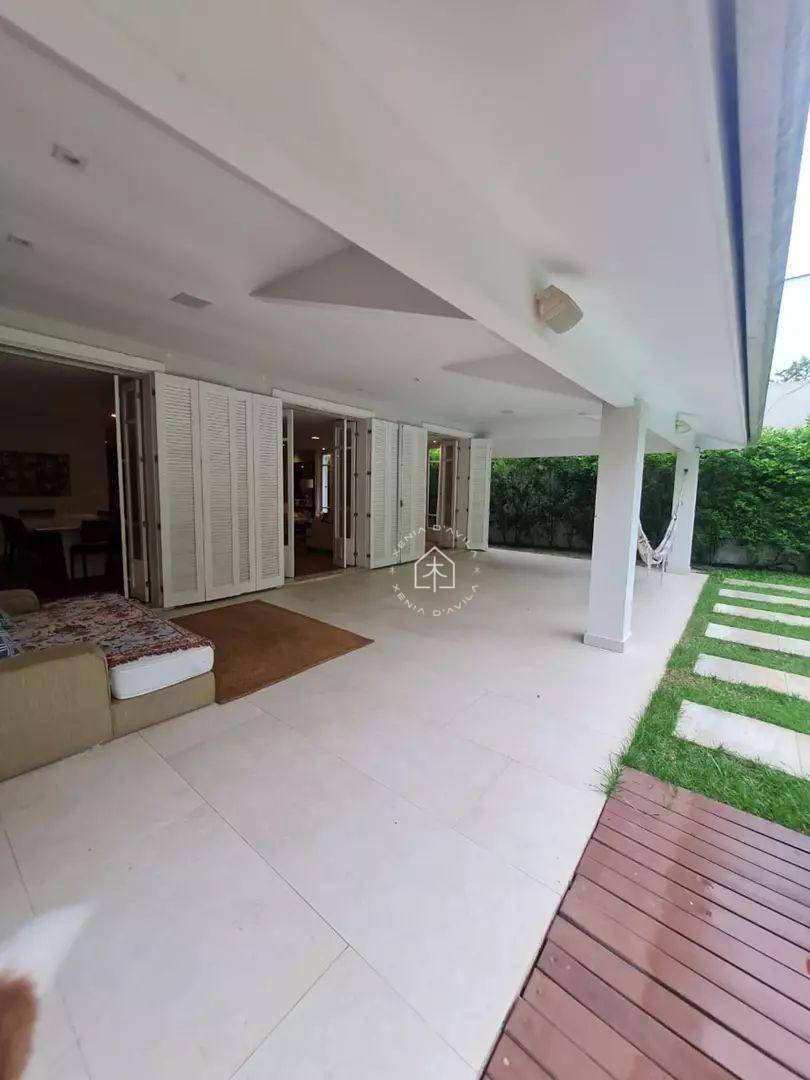 Casa de Condomínio à venda com 4 quartos, 560m² - Foto 24