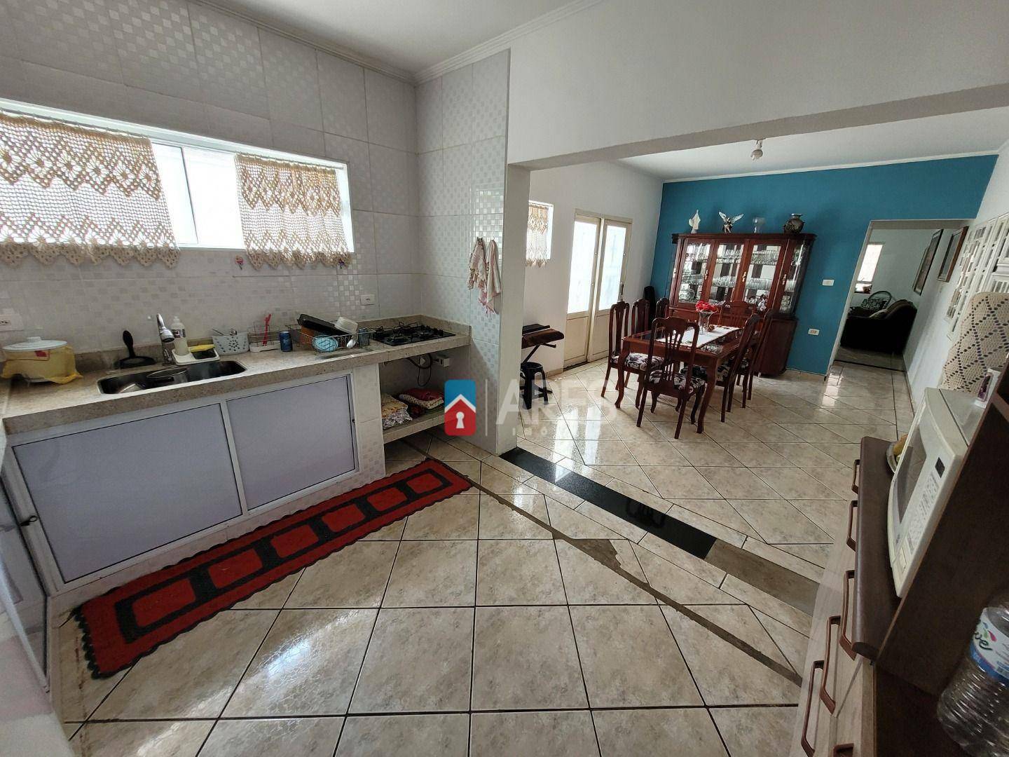 Casa à venda com 3 quartos, 203m² - Foto 5