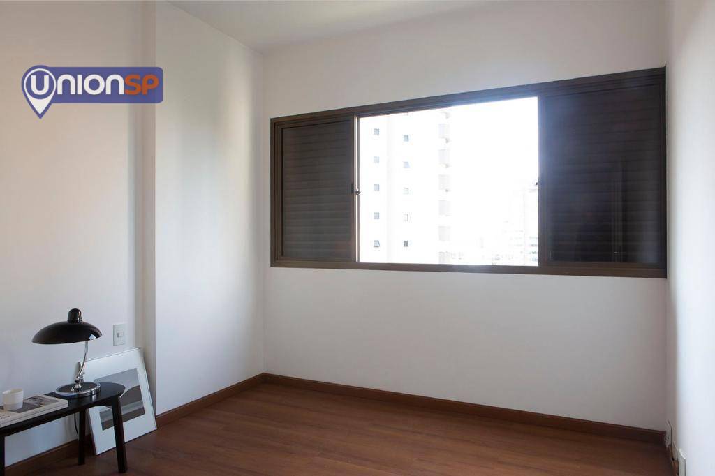 Apartamento à venda com 3 quartos, 130m² - Foto 9