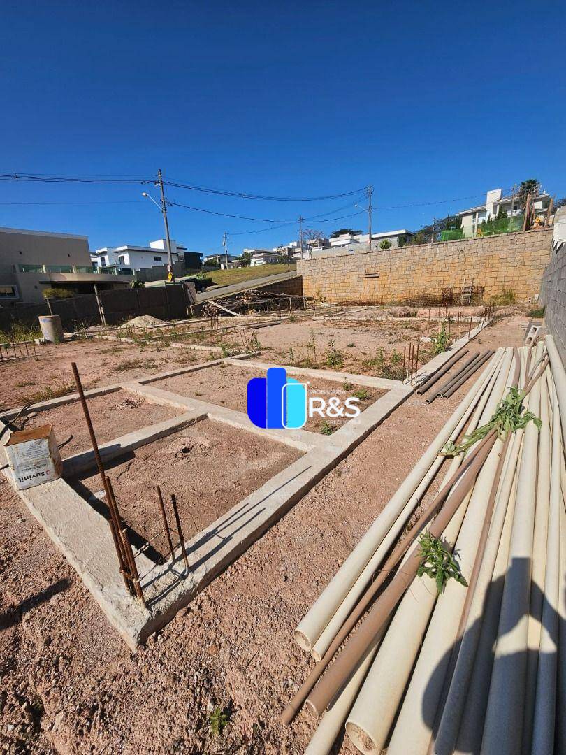 Loteamento e Condomínio, 636 m² - Foto 1