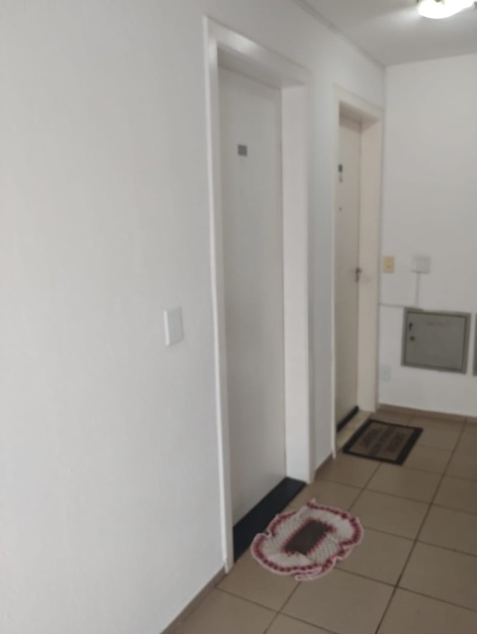 Apartamento à venda com 2 quartos, 47m² - Foto 4
