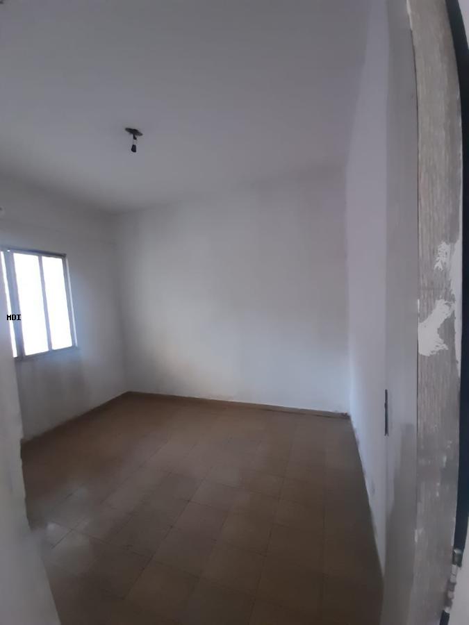 Casa à venda com 1 quarto, 60m² - Foto 6