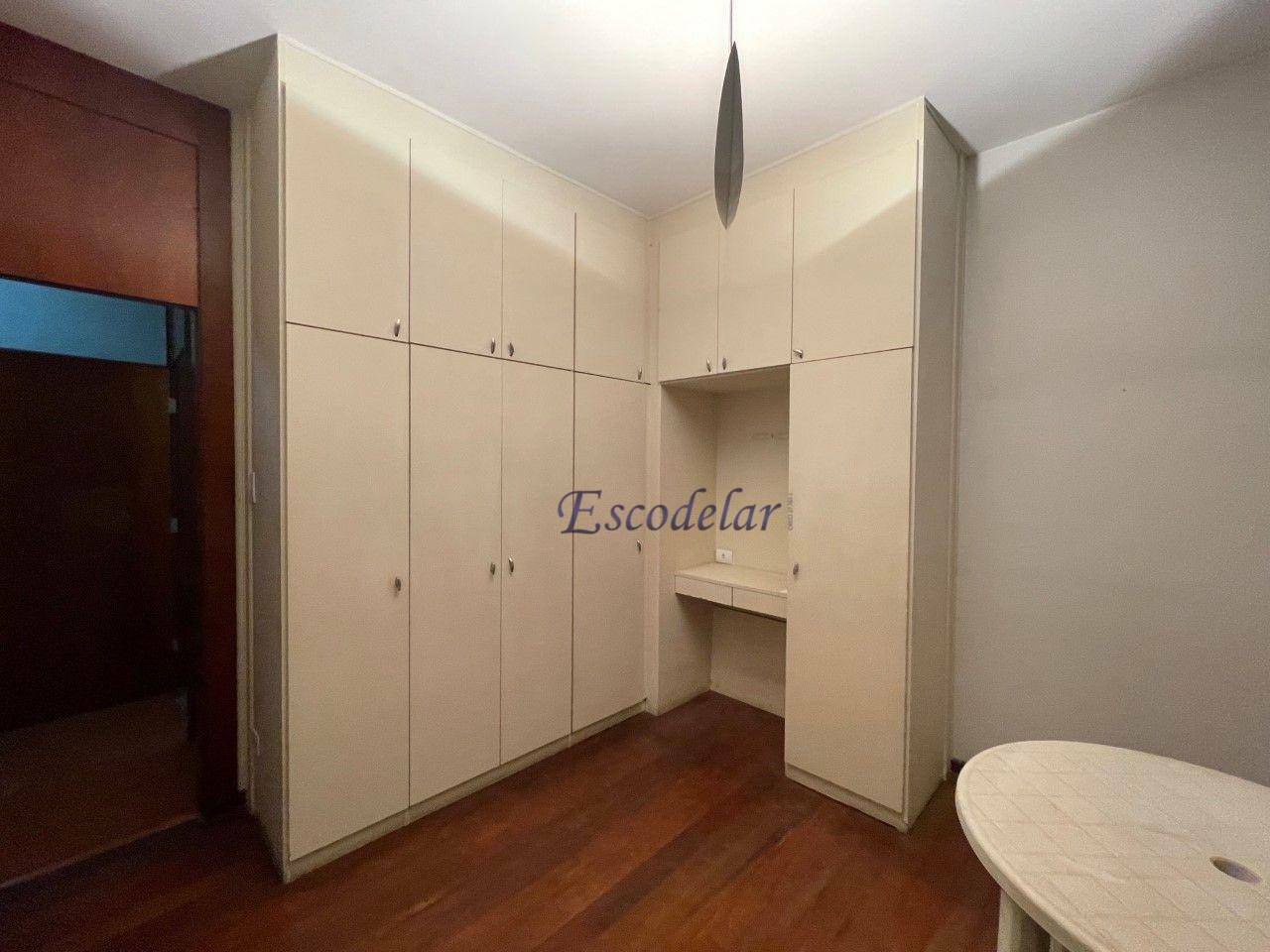 Casa à venda com 3 quartos, 289m² - Foto 30