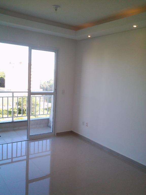 Apartamento à venda com 2 quartos, 63m² - Foto 2