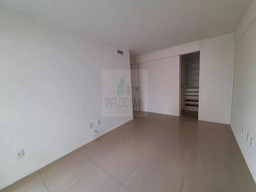 Apartamento à venda com 3 quartos, 110m² - Foto 9