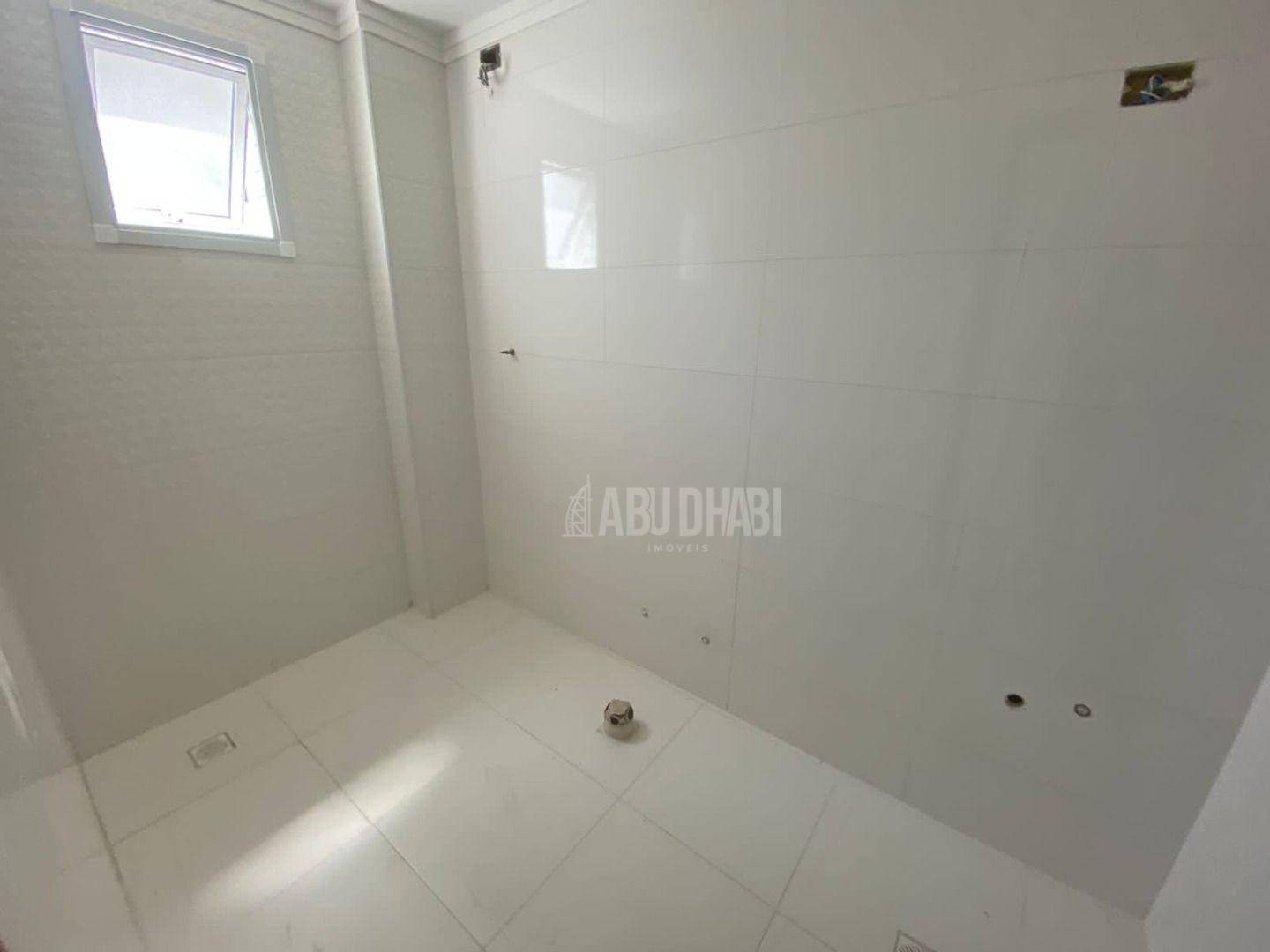 Apartamento à venda com 3 quartos, 144m² - Foto 9