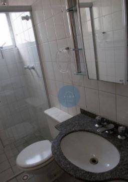 Apartamento à venda com 2 quartos, 57m² - Foto 6