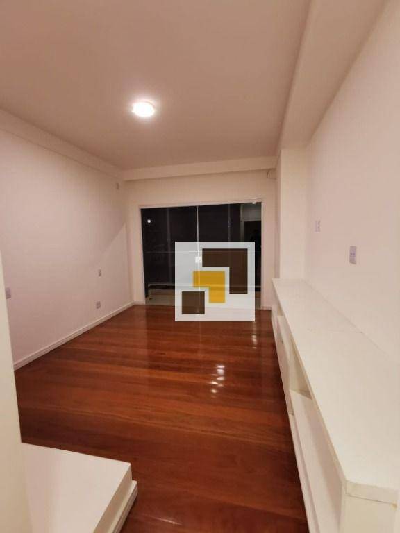 Sobrado à venda e aluguel com 6 quartos, 1500m² - Foto 69