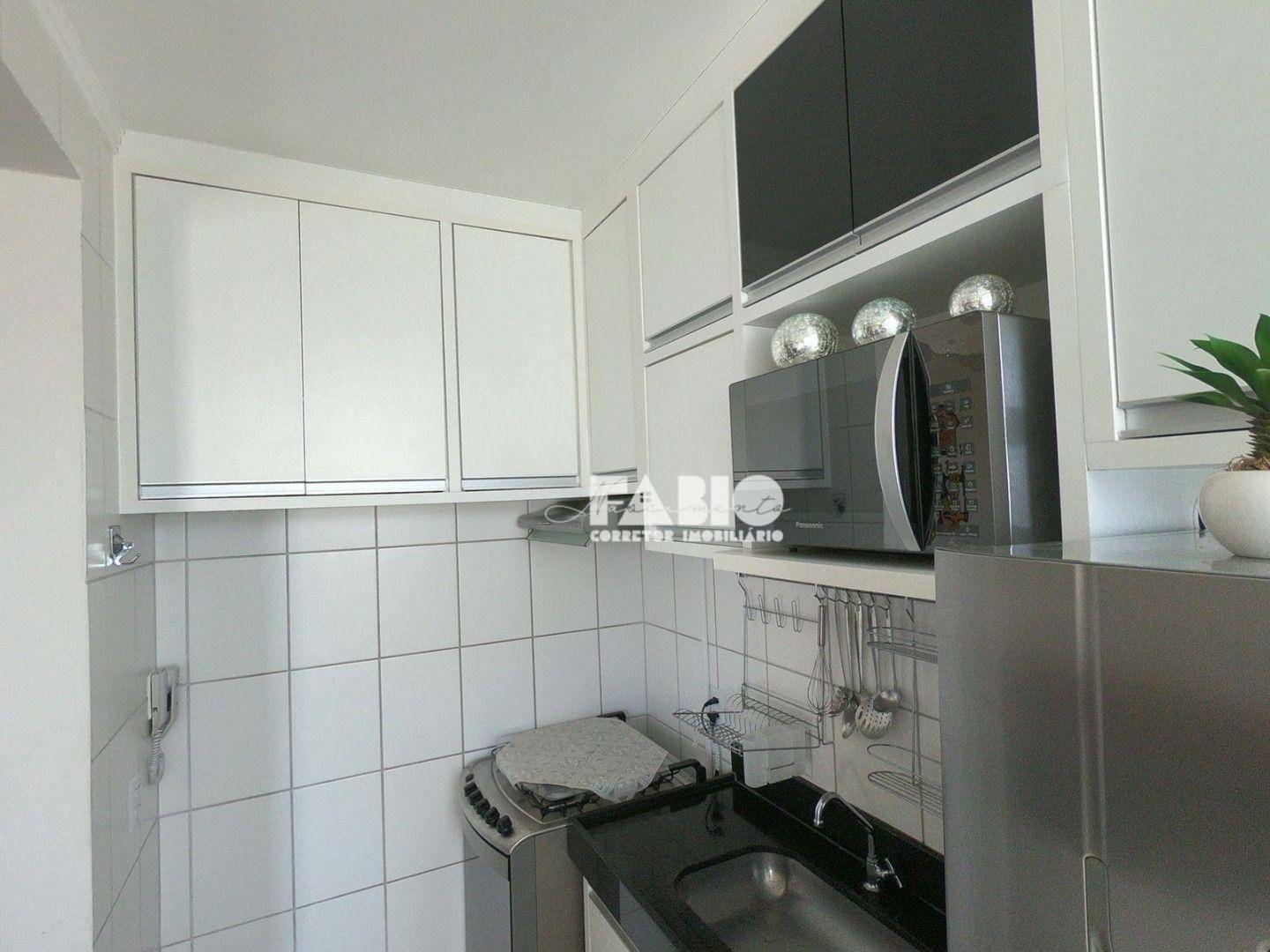 Apartamento à venda com 2 quartos, 44m² - Foto 9