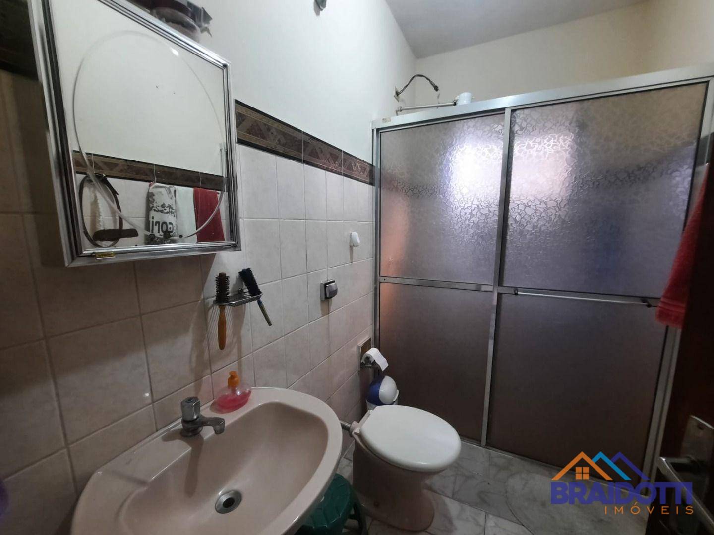 Casa à venda com 6 quartos, 300m² - Foto 17