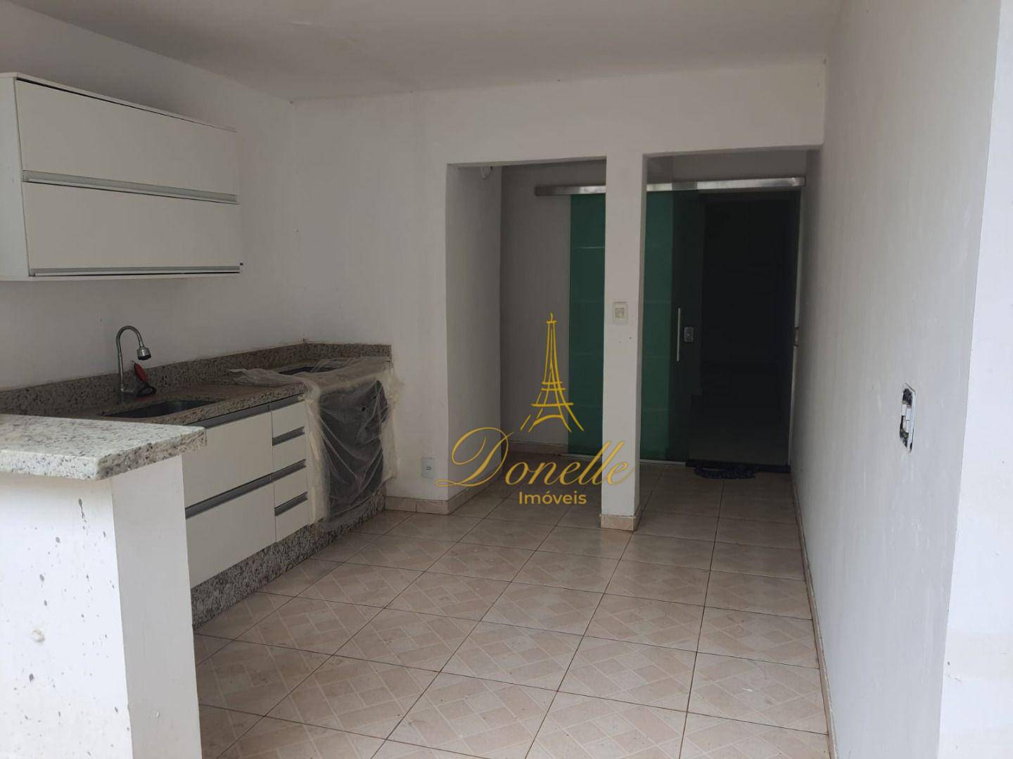 Casa à venda com 2 quartos, 75m² - Foto 12